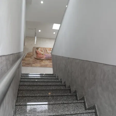 Отель Mykonos 3*