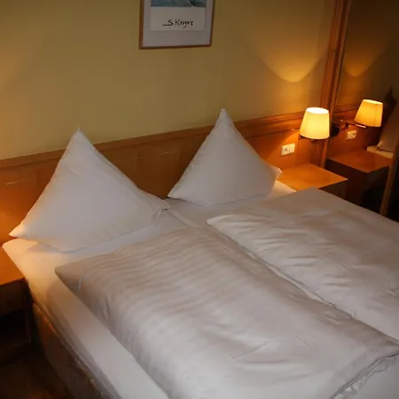 Mykonos מלון אשוויילר